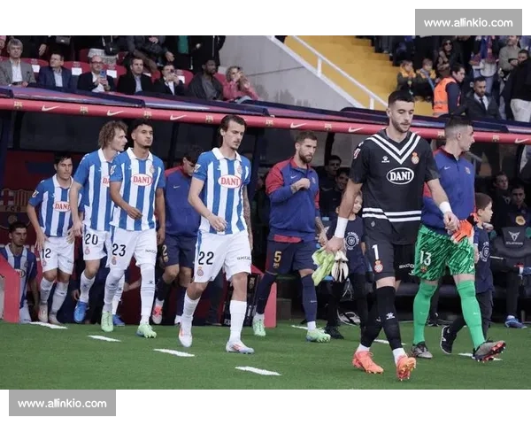 巴萨迎战阿拉维斯争夺西甲关键三分比赛前瞻解析战术走势与球星对决看点