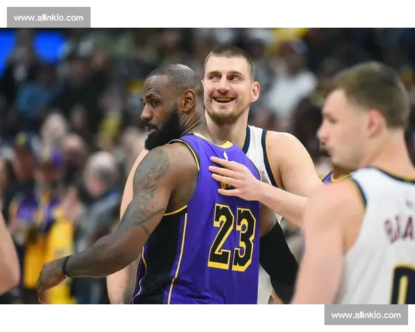 约基奇领衔掘金对决开拓者西部强强碰撞焦点之战季后赛前景博弈